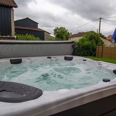 Gite D'exception Avec Piscine Privee, Spa Et Wi-fi A - Fr-1-616-415 بيت للعطل *