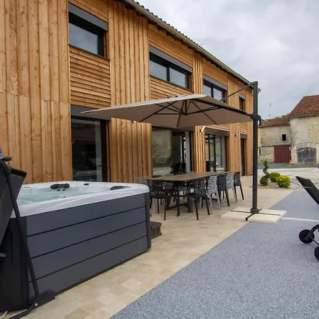 Gite D'exception Avec Piscine Privee, Spa Et Wi-fi A - Fr-1-616-415 * Grand Brassac